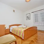 Miroslava Apartment