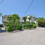 Apartment Miroslava *