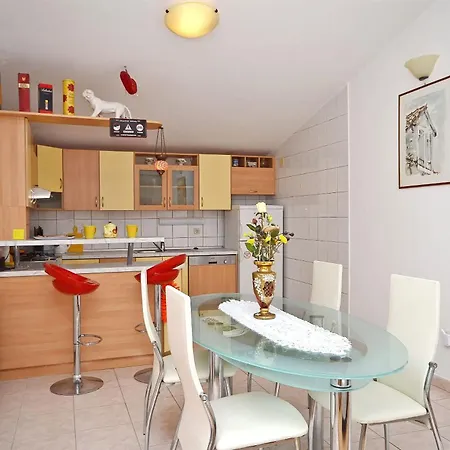 Miroslava アパート