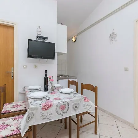 Miroslava Apartman *