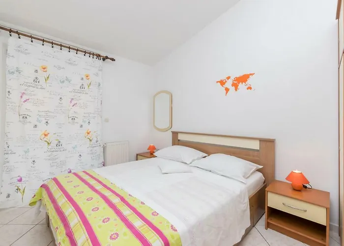 Daire Miroslava Vodice